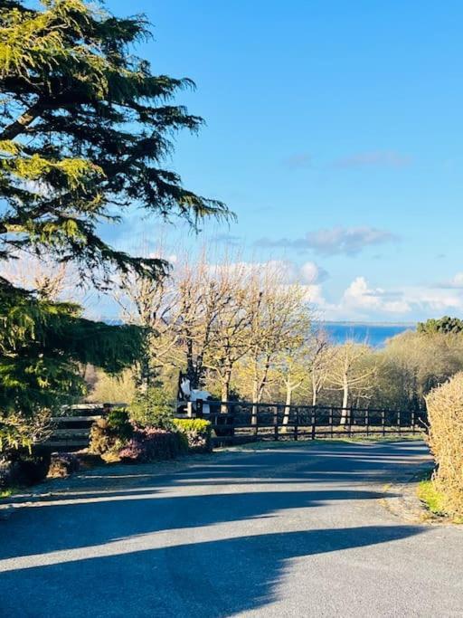 Private Apartment One On Lough Corrib, Oughterard Голуей Екстериор снимка