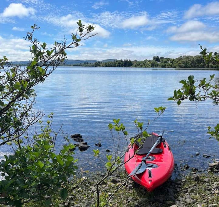 Private Apartment One On Lough Corrib, Oughterard Голуей Екстериор снимка